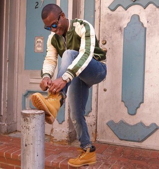 Какие бомберы носить с коричневыми рабочими ботинками мужчине