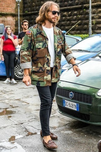 С чем носить коричневые плетеные лоферы мужчине