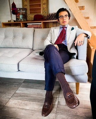 С чем носить коричневые плетеные лоферы мужчине