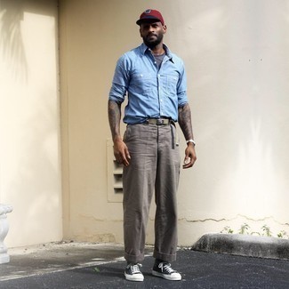 С чем носить темно-красную бейсболку мужчине