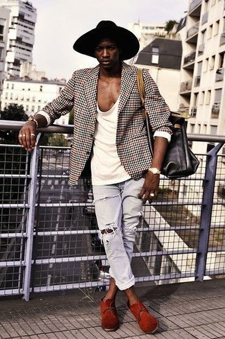 С чем носить темно-красные ботинки мужчине