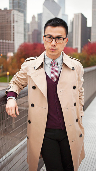 С чем носить темно-красный кардиган мужчине