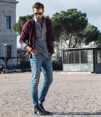 С чем носить темно-красный кардиган мужчине