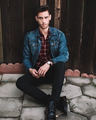 С чем носить темно-красную рубашку с длинным рукавом в клетку мужчине