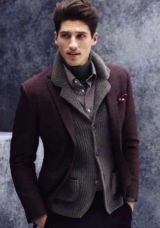 С чем носить темно-красные вельветовые брюки мужчине