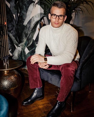 С чем носить темно-красные классические брюки мужчине