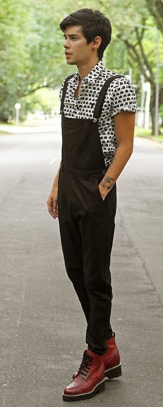 С чем носить темно-красные кожаные ботинки броги