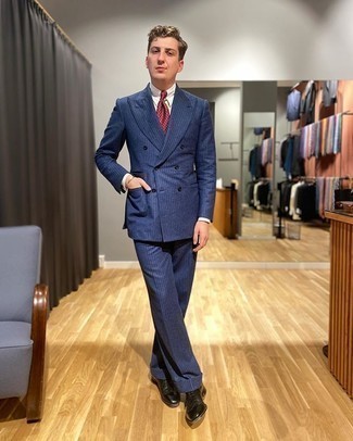 С чем носить темно-красный галстук в горошек мужчине