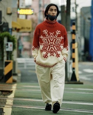 С чем носить темно-красный свитер с принтом мужчине