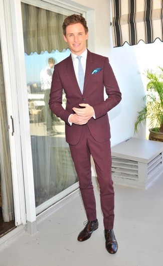 Какие броги носить с темно-красным костюмом