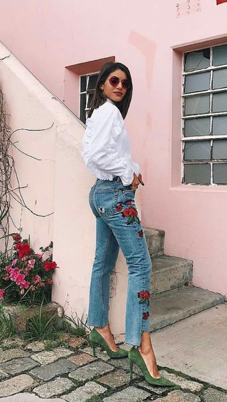 С чем носить темно-красные солнцезащитные очки женщине