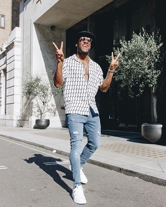 С чем носить темно-красные солнцезащитные очки мужчине