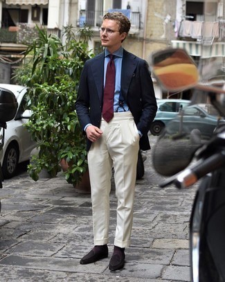 С чем носить темно-красный галстук мужчине