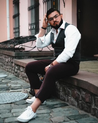 С чем носить темно-красные шерстяные брюки мужчине