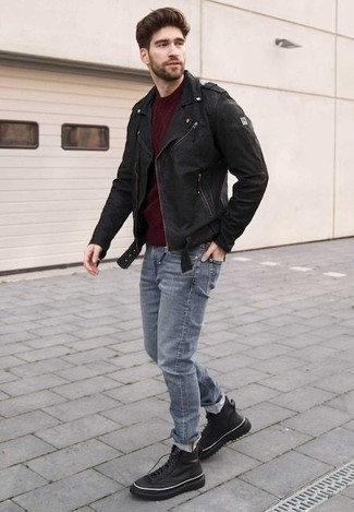 Как носить вязаный свитер с косухой мужчине