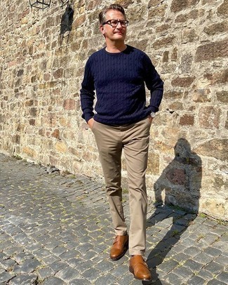 Как носить вязаный свитер с монками