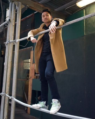 С чем носить светло-коричневое длинное пальто