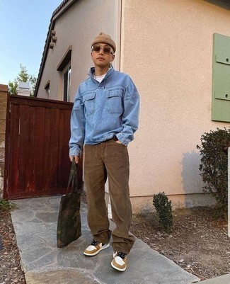 С чем носить сумку из плотной ткани с камуфляжным принтом мужчине