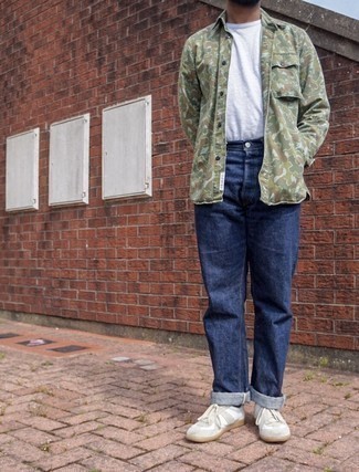 С чем носить рубашку с камуфляжным принтом мужчине