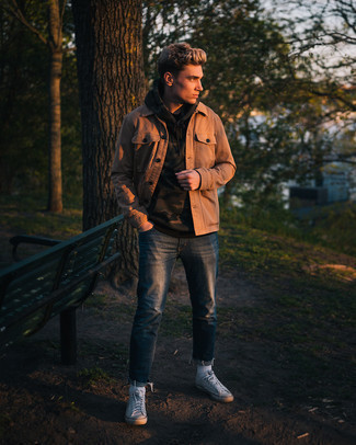 С чем носить свитер с камуфляжным принтом мужчине