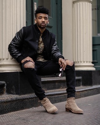 С чем носить футболку с камуфляжным принтом мужчине