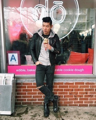 С чем носить футболку с камуфляжным принтом мужчине