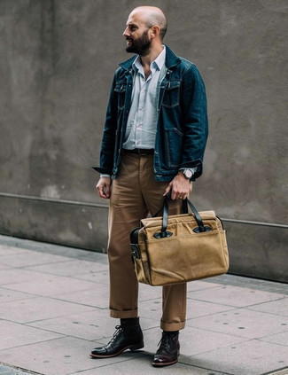 С чем носить сумку из плотной ткани мужчине