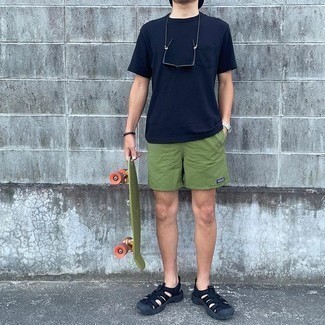 С чем носить сандалии из плотной ткани мужчине