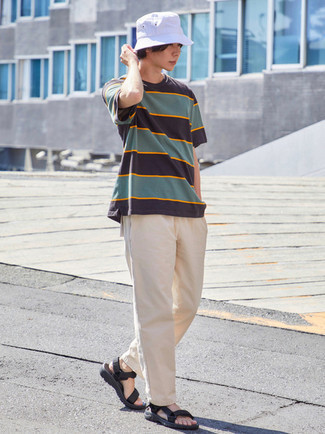 С чем носить сандалии из плотной ткани мужчине