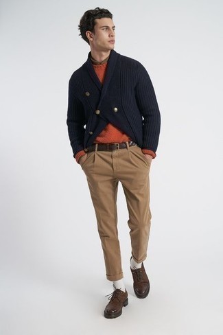 Как носить кардиган с свитером с круглым вырезом мужчине