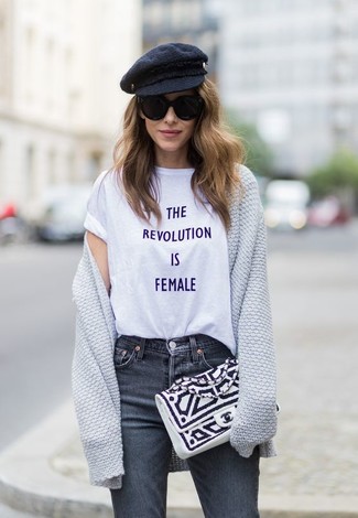 Как носить кардиган с джинсами женщине