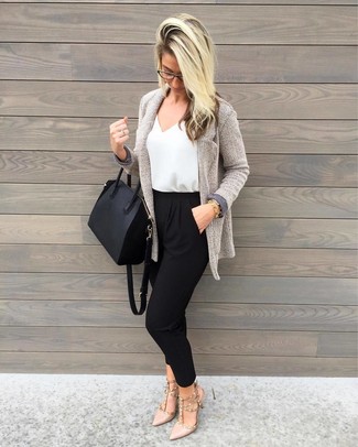 Как носить кардиган с туфлями