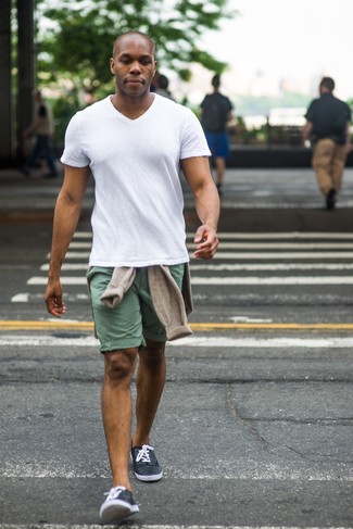 Как носить кардиган с шортами мужчине