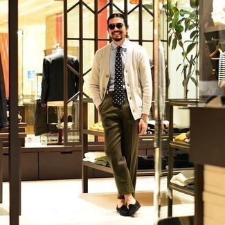 Как носить кардиган с лоферами с кисточками