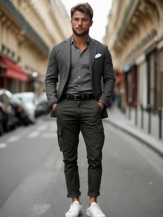 Как носить брюки карго с пиджаком