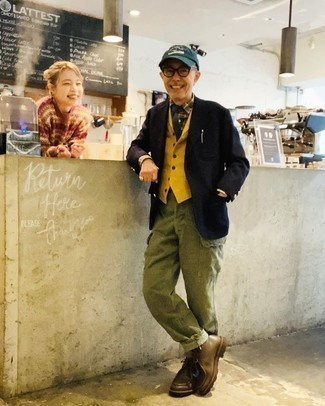 Как носить брюки карго с пиджаком