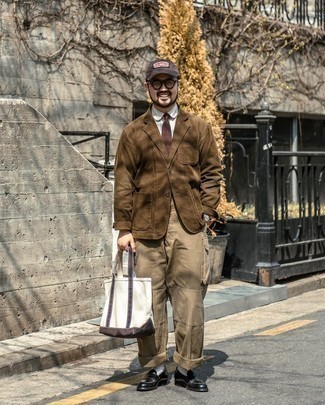 Как носить брюки карго с пиджаком