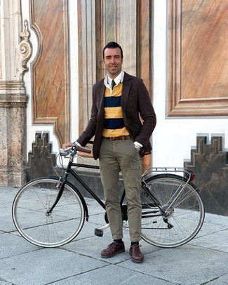 Как носить брюки карго с ботинками дезертами