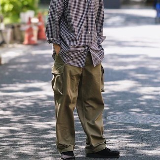 Как носить брюки карго с ботинками дезертами