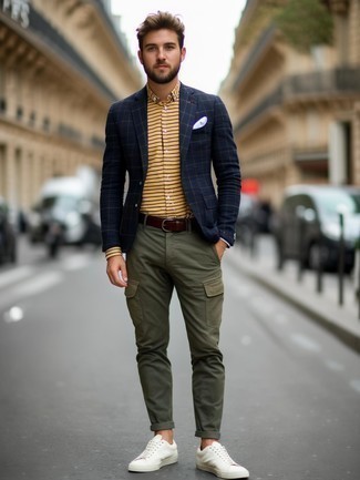 С чем носить брюки карго