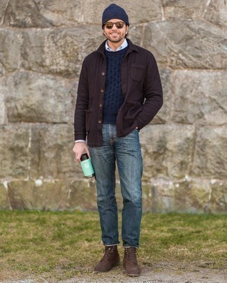 Как носить повседневные ботинки с вязаным свитером мужчине