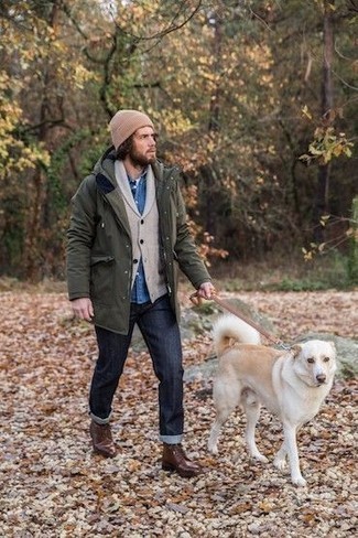 Как носить повседневные ботинки с кардиганом мужчине