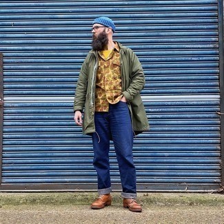 Как носить повседневные ботинки с дождевиком мужчине