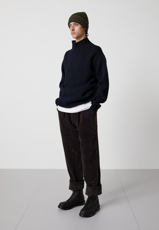 Как носить повседневные ботинки с водолазкой мужчине