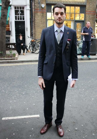 Какие туфли дерби носить с темно-серым пиджаком