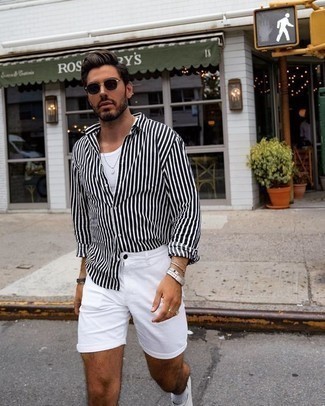 С чем носить темно-серый браслет мужчине