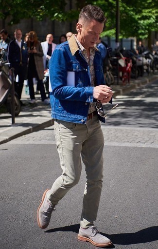 Какие джинсы носить с темно-серыми брогами