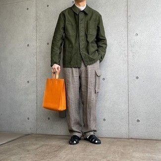 Какие куртки-рубашки носить с темно-серыми брюками карго