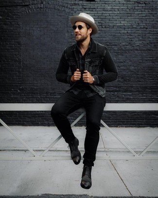 С чем носить темно-серые повседневные ботинки мужчине