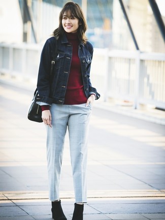 С чем носить темно-серые брюки-галифе в клетку женщине